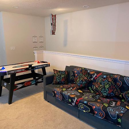 Amazing 5 Bedrooms Home With Pool/Bbq Near Disney Кисими Екстериор снимка