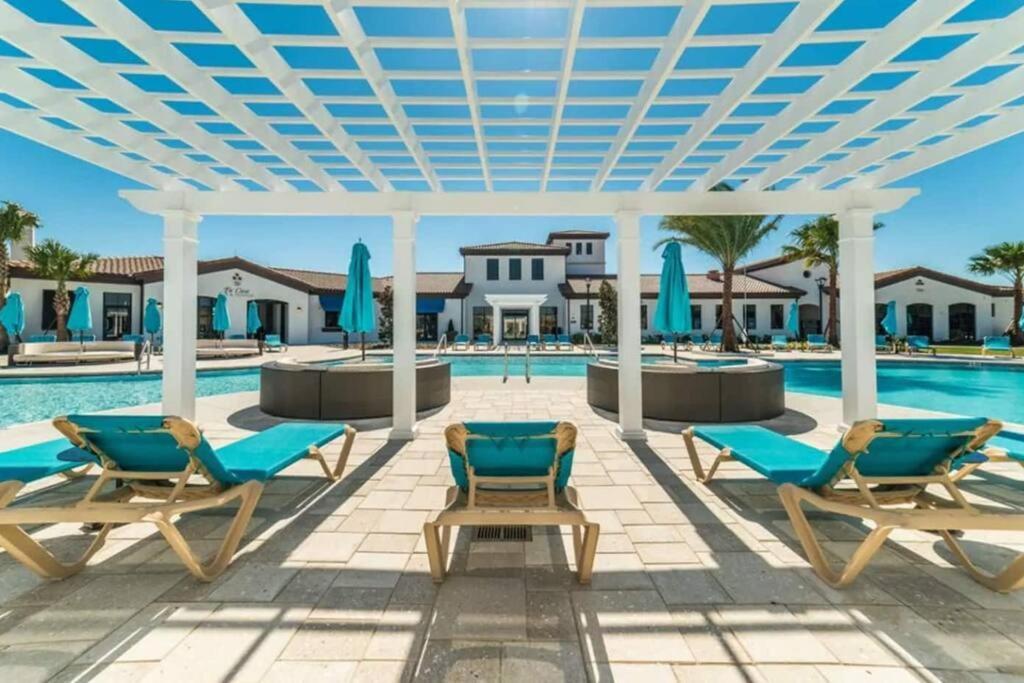 Amazing 5 Bedrooms Home With Pool/Bbq Near Disney Кисими Екстериор снимка