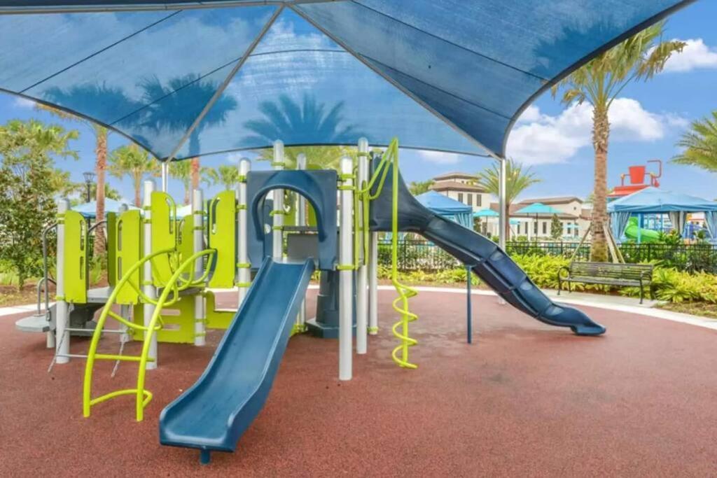 Amazing 5 Bedrooms Home With Pool/Bbq Near Disney Кисими Екстериор снимка