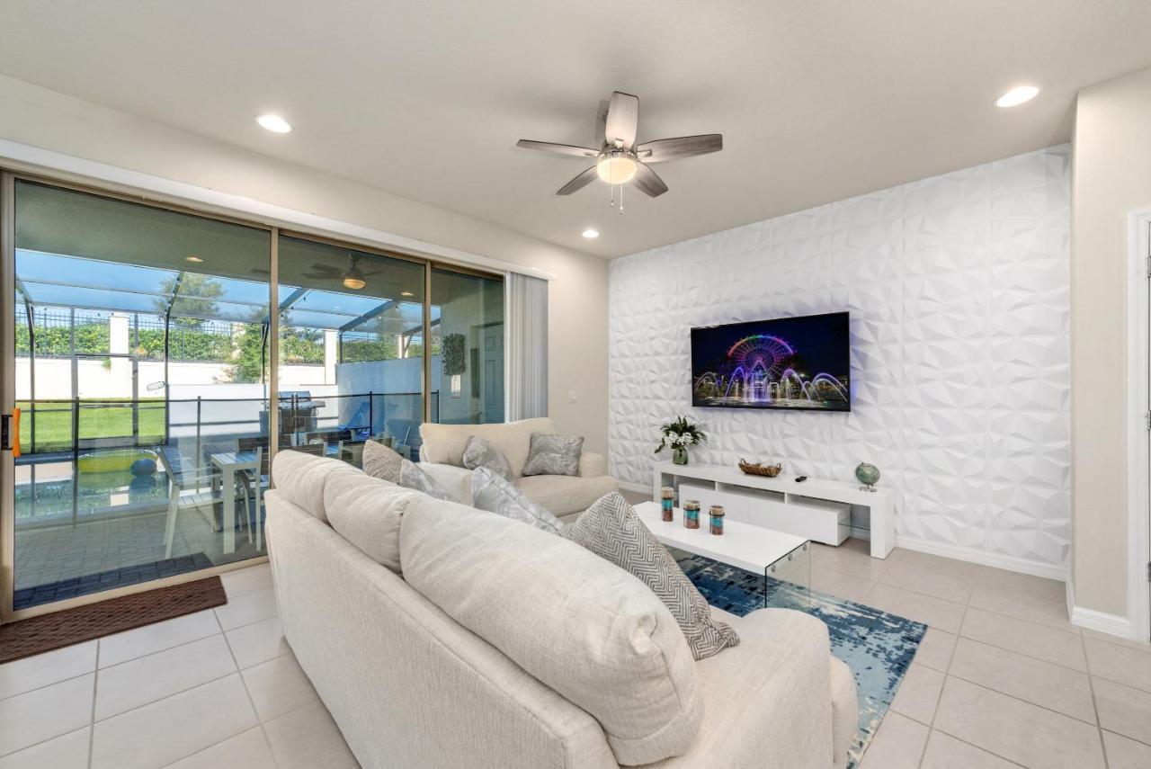 Amazing 5 Bedrooms Home With Pool/Bbq Near Disney Кисими Екстериор снимка